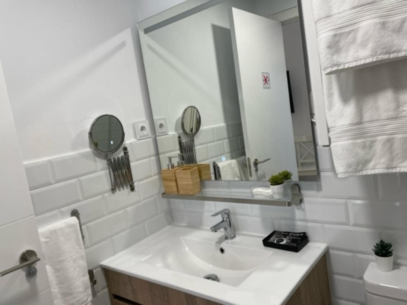 Apartamento Centrico En Madrid Esterno foto